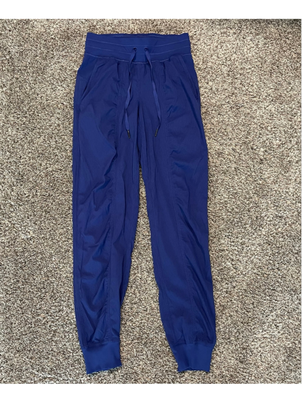 Lululemon Women’s Dance Studio Mid-Rise Jogger, Size 2, 29” Inseam, EUC